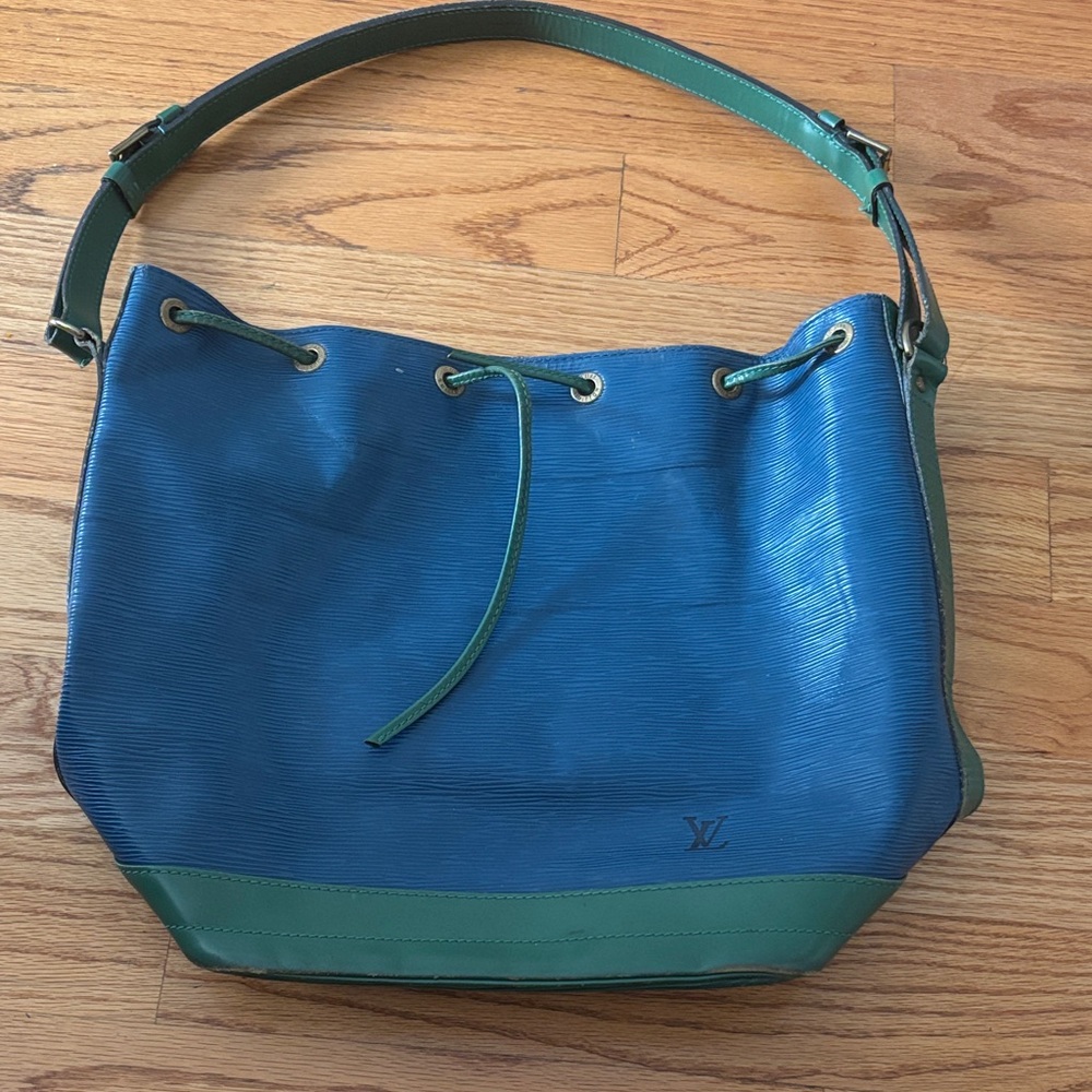 Louis Vuitton Blue and Green Epi Leather Shoulder Bag